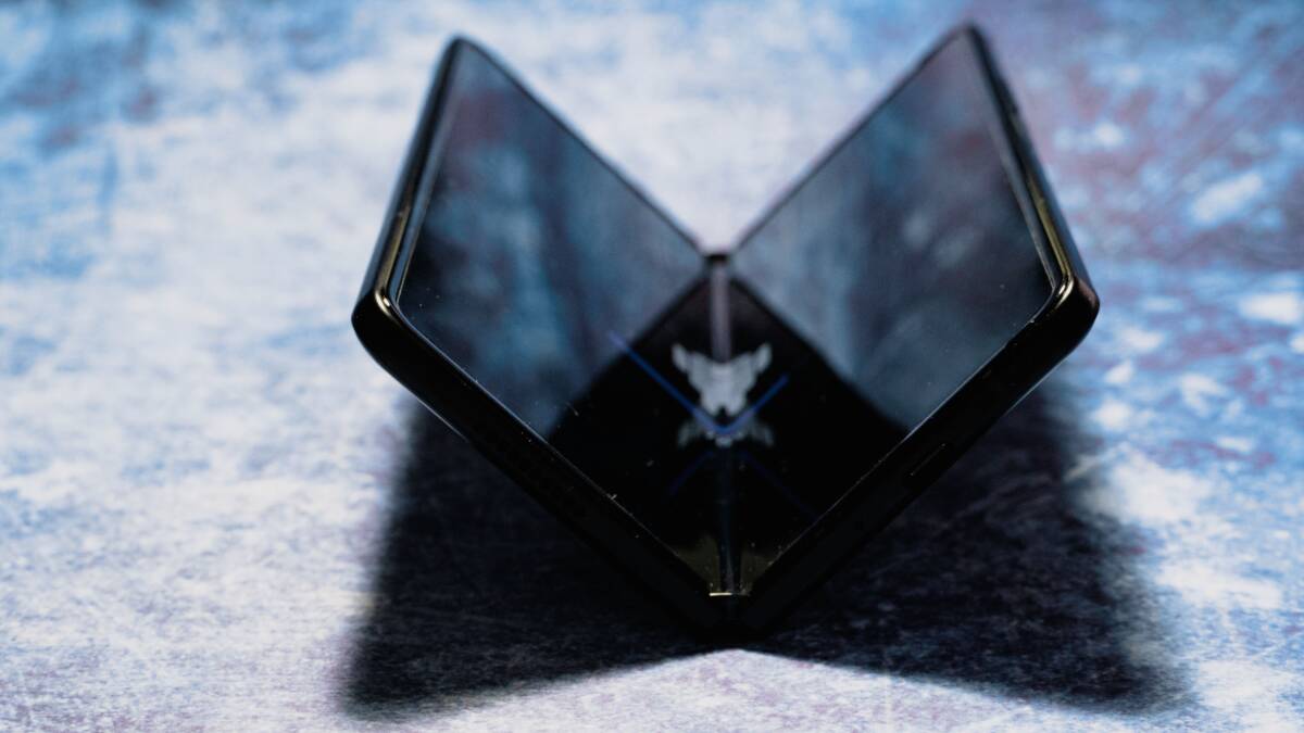 Обзор Samsung Galaxy Z Fold3: складной флагман с защитой от воды