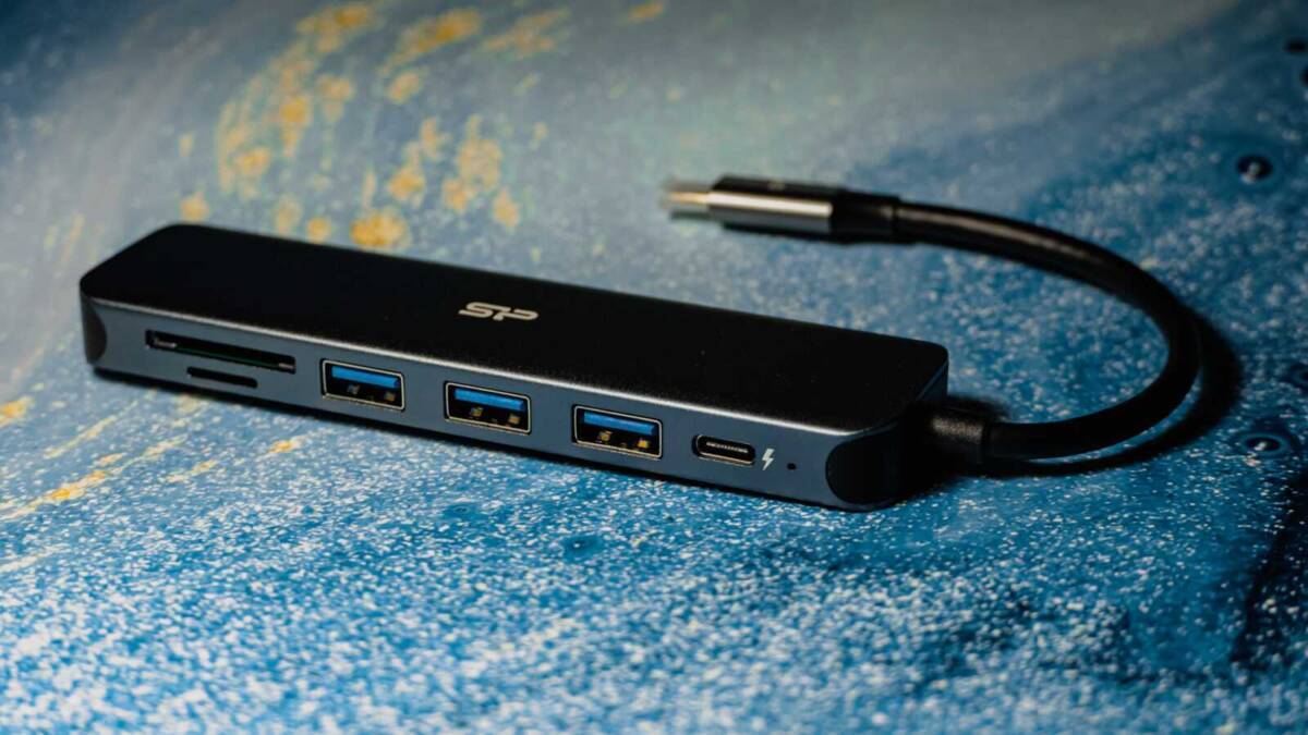 Док-станция Silicon Power Boost SU20 с USB портами и кабелем
