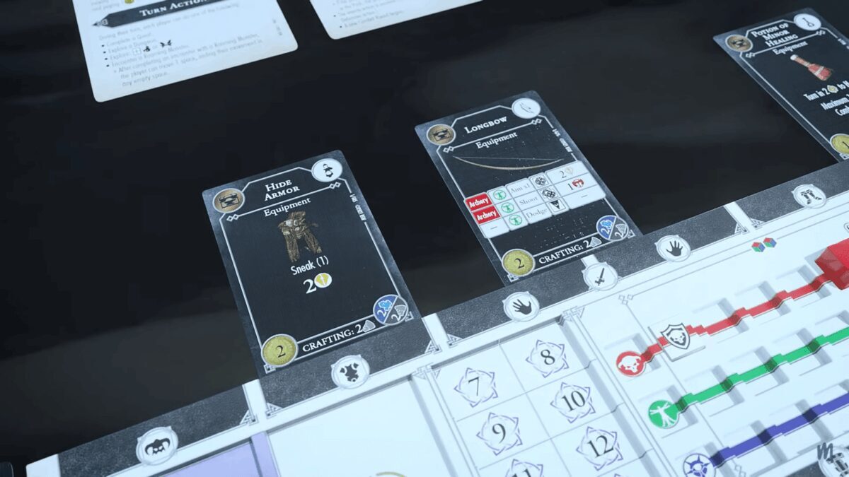 Карточки настольной игры по Skyrim, вид сверху