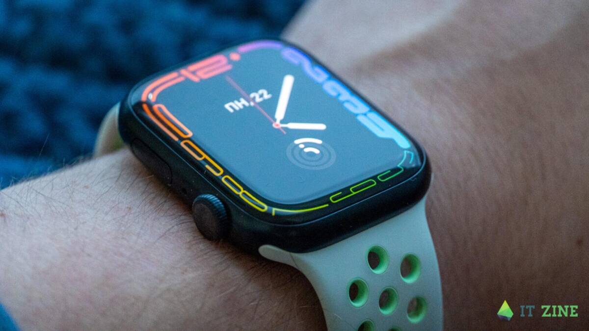 Apple Watch Series 7 с циферблатом "Контур" очень выигрышно смотрятся с любым ремешком