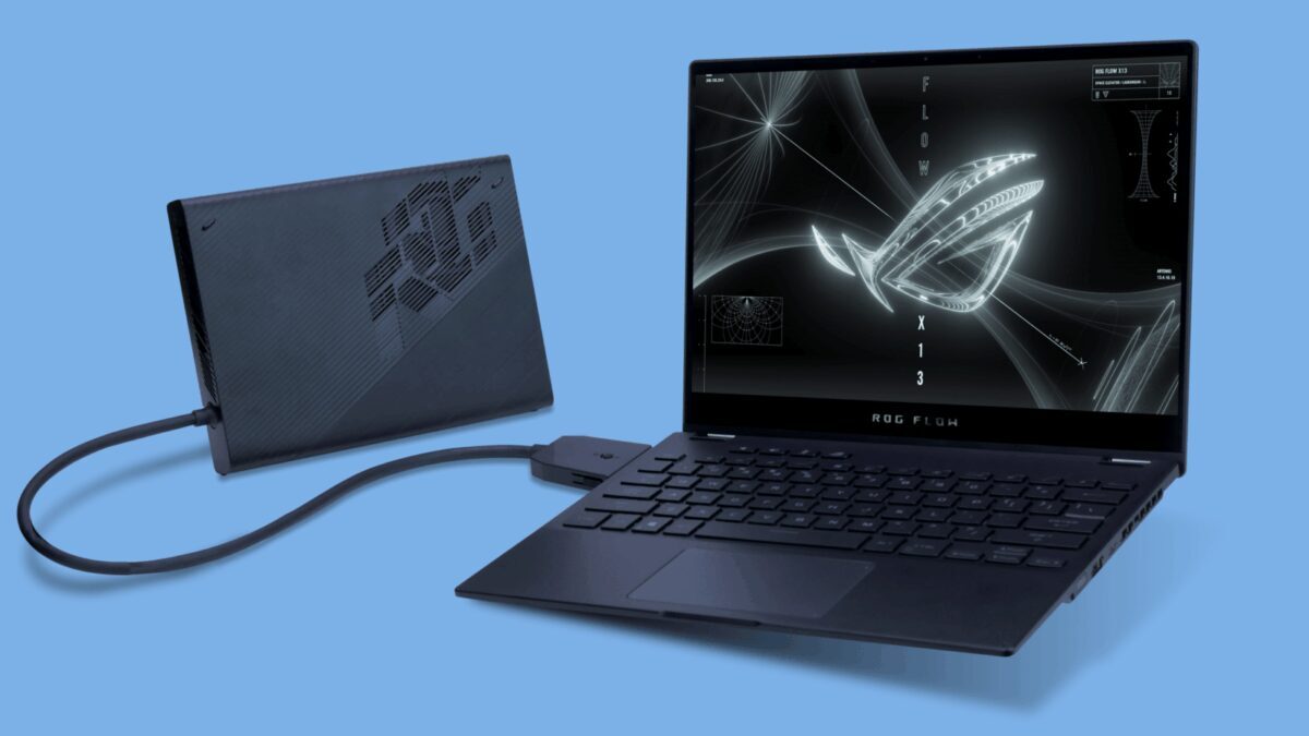 Планшет ASUS с подключенным внешним дисплеем и интерфейсом, как в сценариях для конкуренции Surface Pro