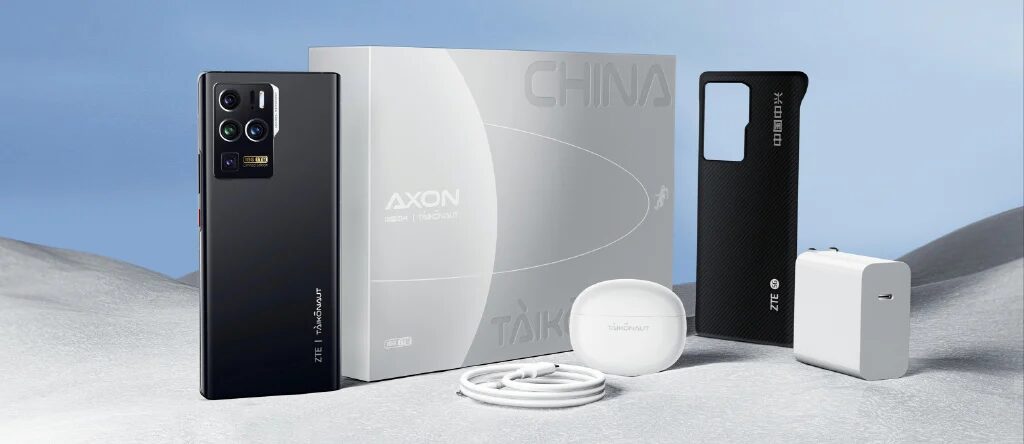 ZTE Axon 30
