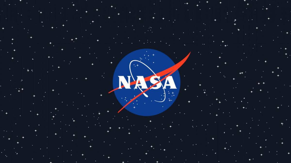 Звёздное космическое пространство с логотипом NASA и упоминанием миссии DART 24 ноября