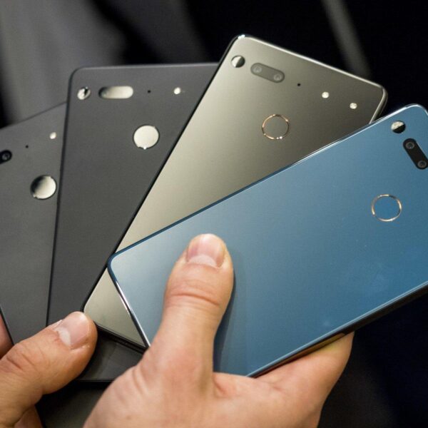 Essential Phone: Osom OV1