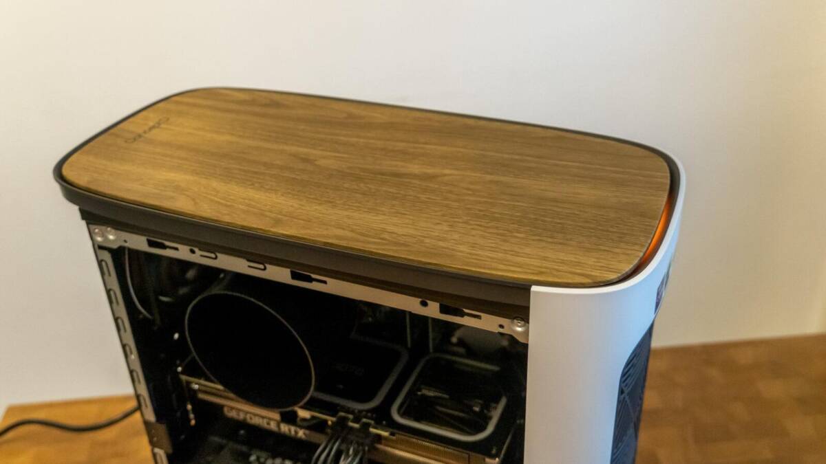 Обзор ConceptD CT300-52A от Acer: идеальный мощный компьютер для дома 28 Корпус ПК ConceptD CT300-52A с деревянной поверхностью сверху