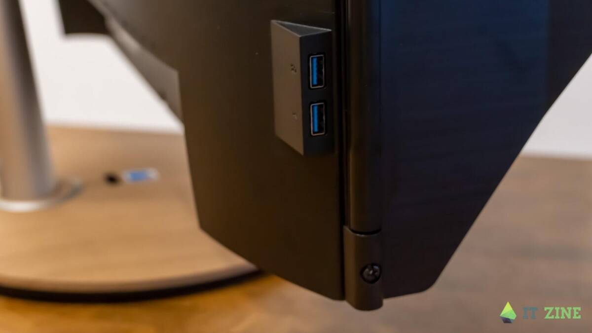 USB-порты на корпусе монитора Acer ConceptD CP3271U