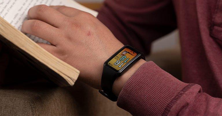 6 недорогих гаджетов, которые станут отличным подарком на Новый Год 8 Honor Band 6 Review