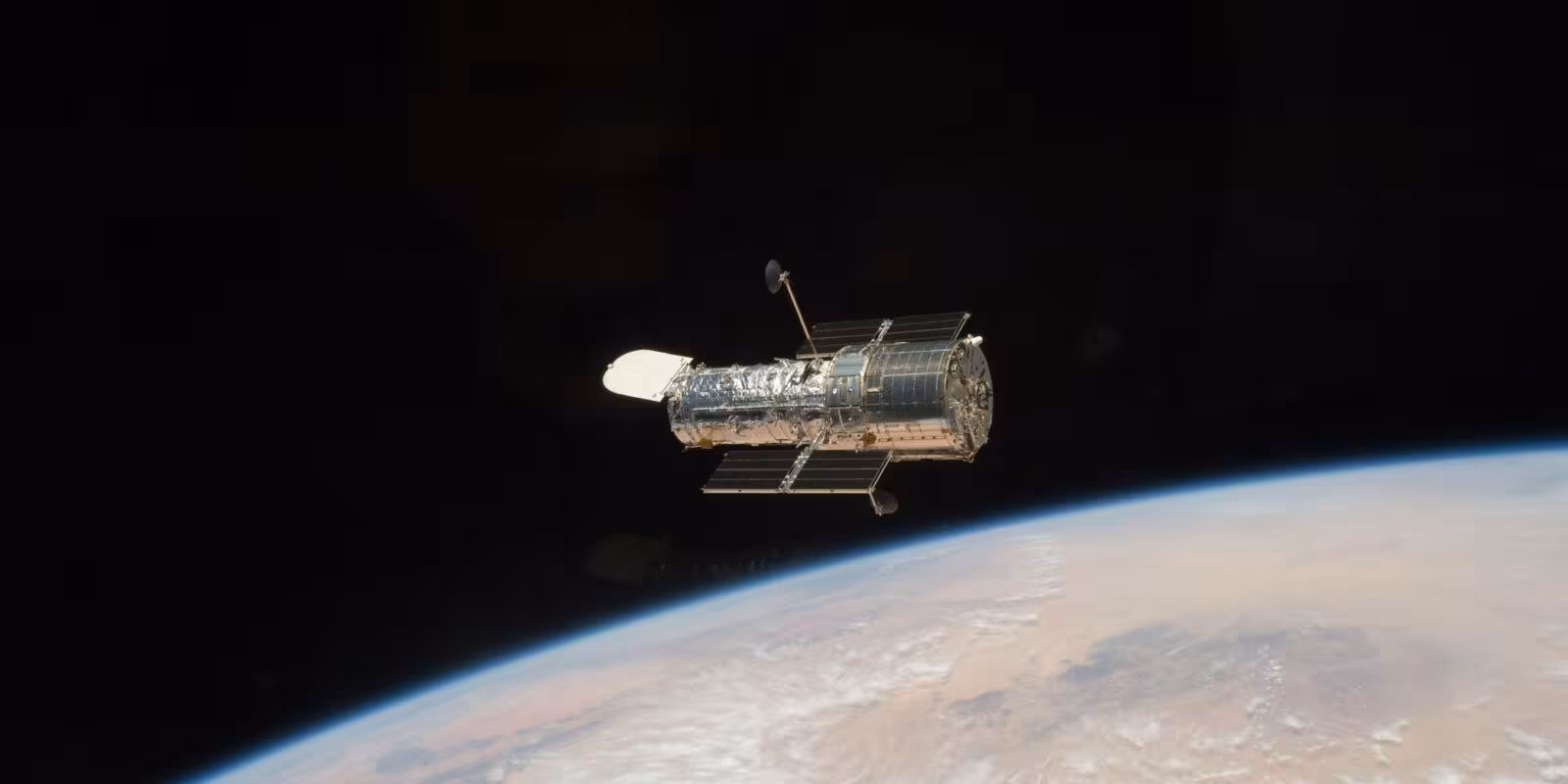 Телескоп Hubble полностью готов к работе после месячного сна 2 Hubble