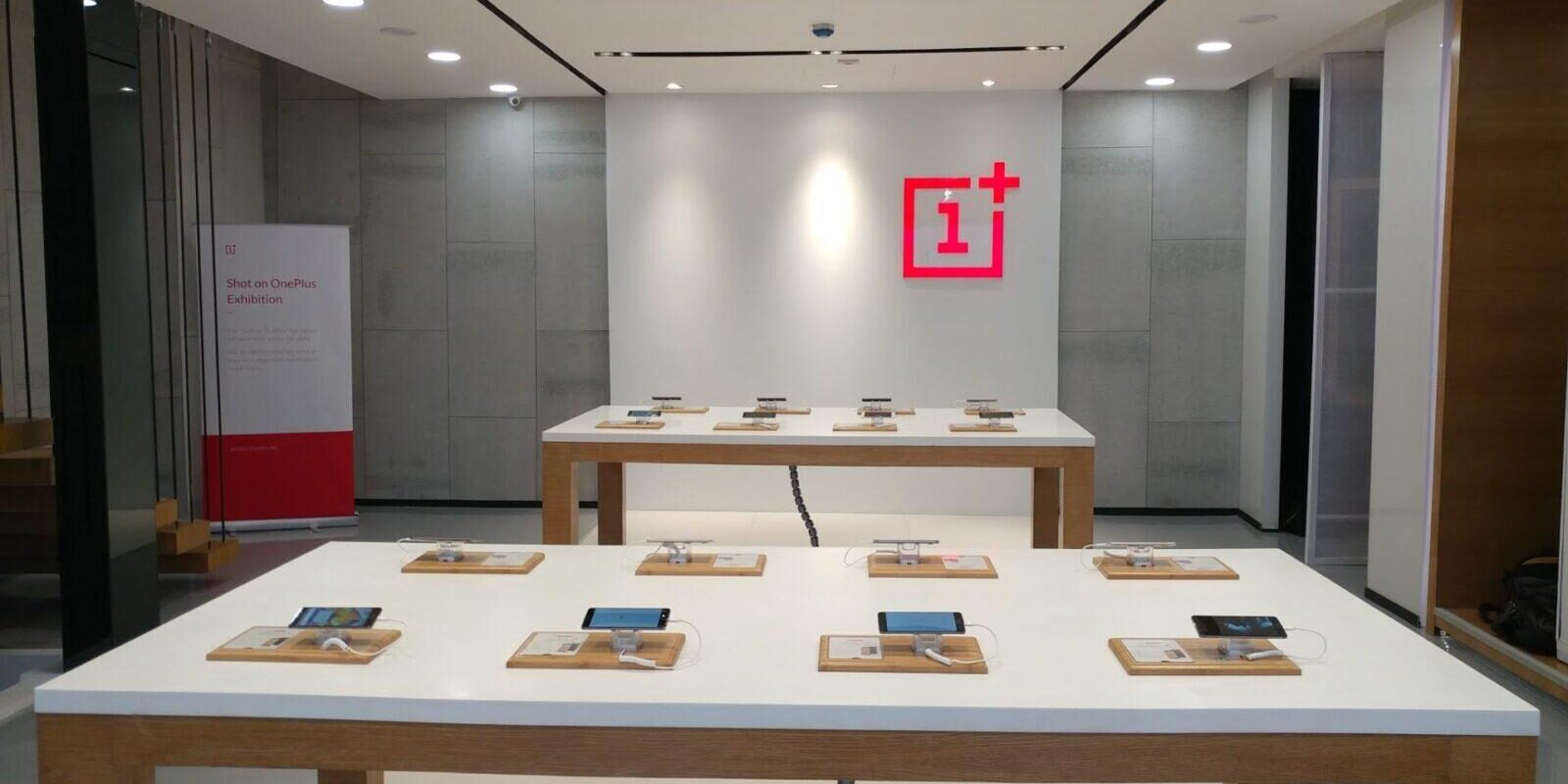 Утечка OnePlus Nord 2 CE: раскрыт дизайн 4 oneplusexperiencestore 1920x1440 1