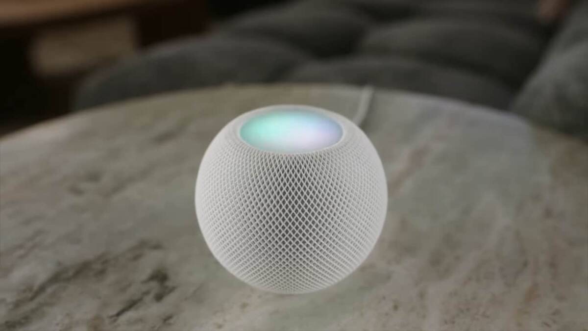 Apple HomePod mini проходит испытания в Дании 5 Белый умный колонка Apple HomePod mini сверху вид