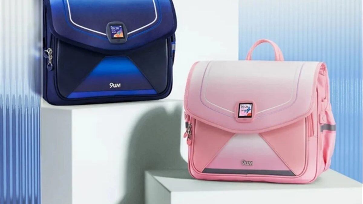 Детский рюкзак Huawei с ЖК-экраном и водонепроницаемостью