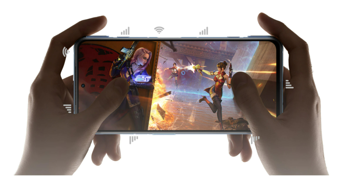 Tencent планирует купить Black Shark 3 Игровой смартфон Black Shark в руках с изображением персонажей шутера