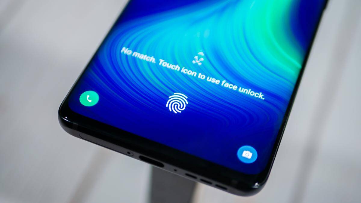 Обзор TCL 10 Pro: очень выгодный смартфон 34 Экран смартфона TCL 10 Pro с сенсорным отпечатком на экране