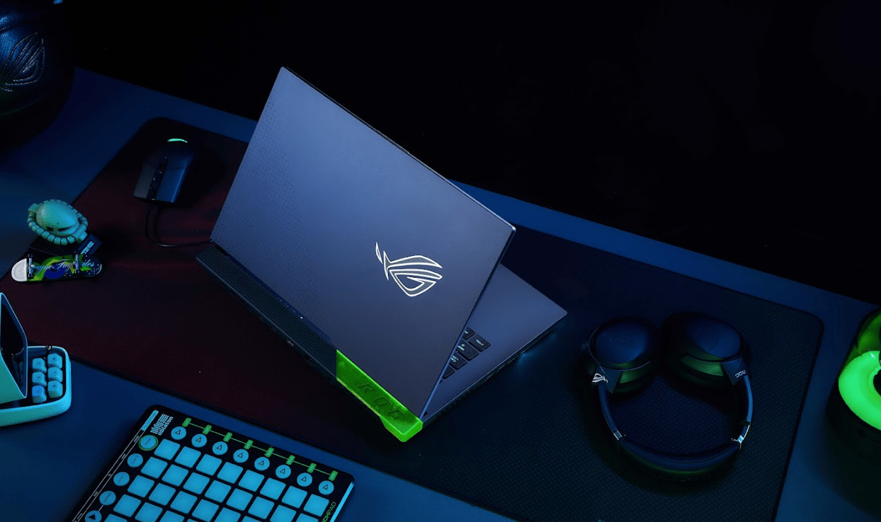 CES 2022: ASUS ΠΏΠΎΠΊΠ°Π·Π°Π»Π° ΠΌΠΎΡΠ½ΡΠ΅ ΠΈΠ³ΡΠΎΠ²ΡΠ΅ Π½ΠΎΡΡΠ±ΡΠΊΠΈ ROG Strix SCARΒ ΠΈΒ Strix G 7 image 14