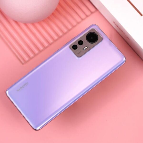 Xiaomi 12 и 12 Pro