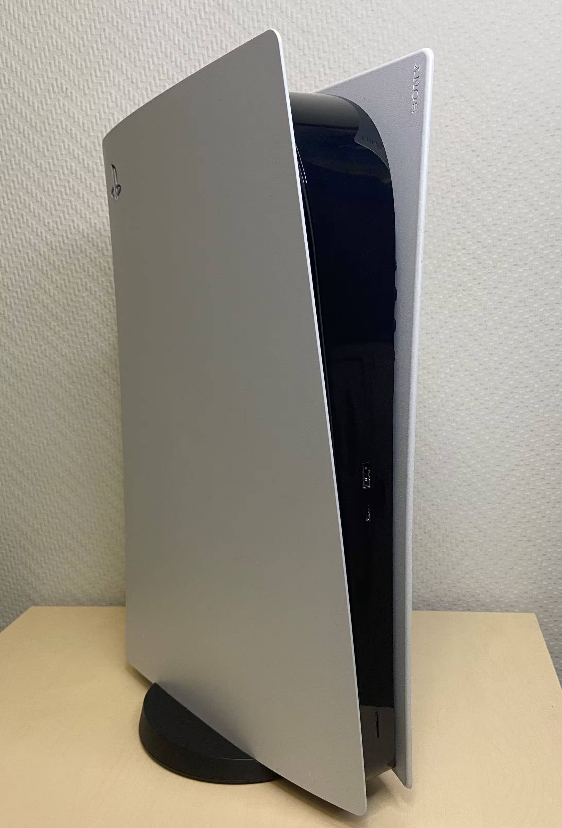Обзор Sony PlayStation 5 спустя полгода использования: так ли она хороша, как казалось?