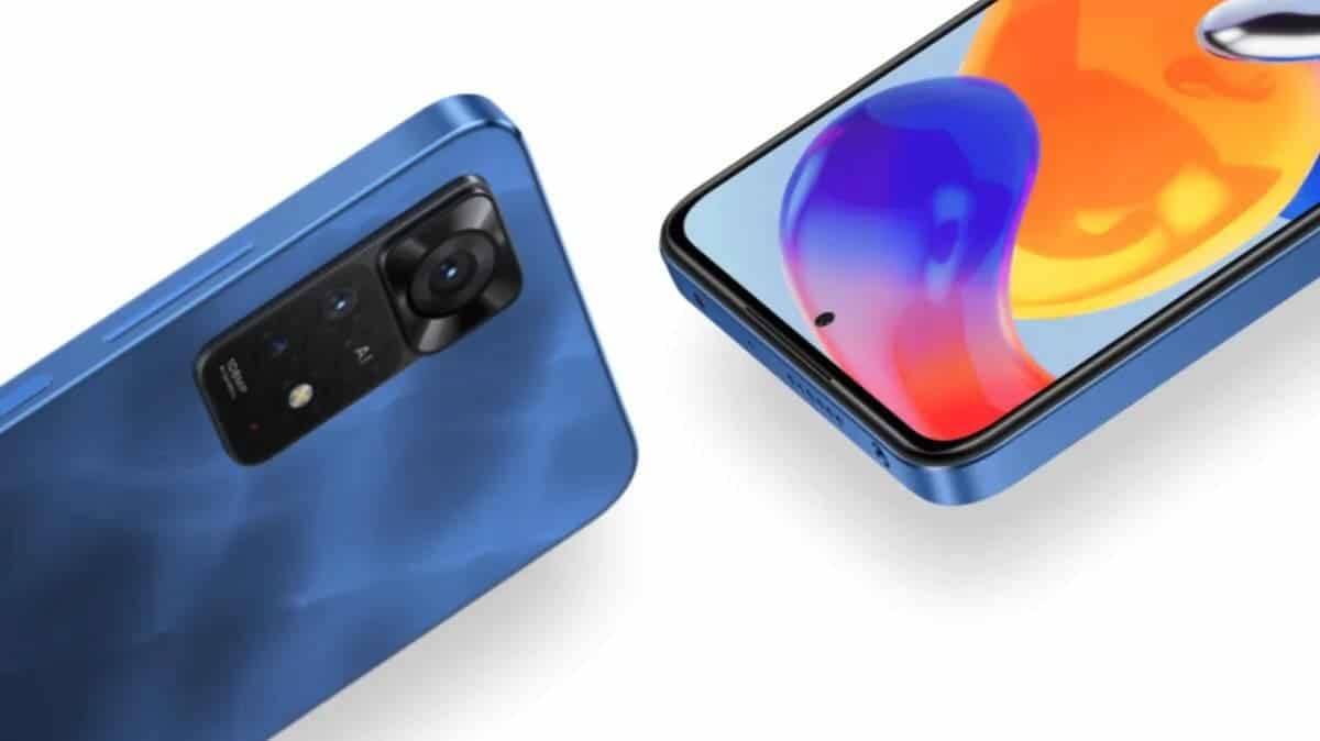 Розетка и передняя часть смартфона POCO X4 Pro