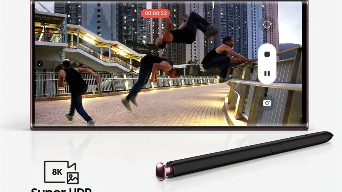 Смартфон Samsung Galaxy S22 Ultra с камерой и стилусом
