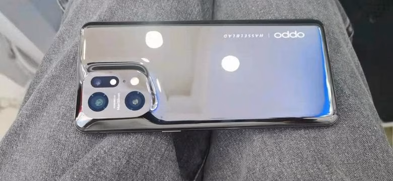 Oppo Find X5