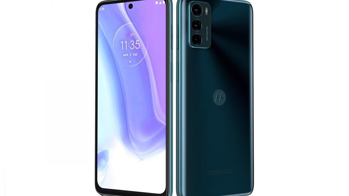 смартфон Motorola Moto G22 с тройной камерой и дисплеем