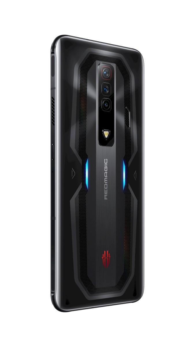 Nubia представила Red Magic 7 и 7 Pro с зарядкой на 135 Вт, камерой UD и улучшенным охлаждением 11 gsmarena 004 6