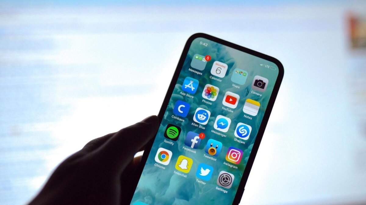 iPhone 15 Pro получит камеру UD с FaceID в следующем году 2 iPhone 15 Pro