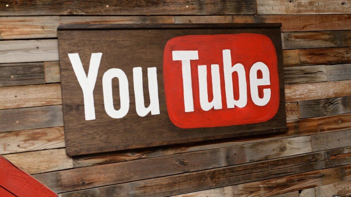 Youtube добавляет функцию транскрипции для Android