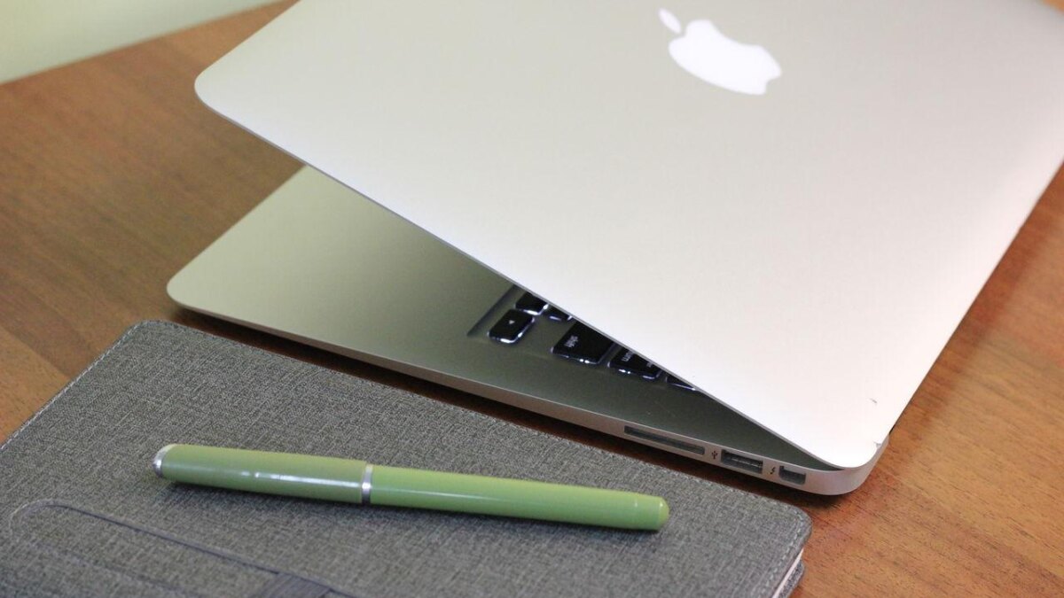 Apple MacBook Air