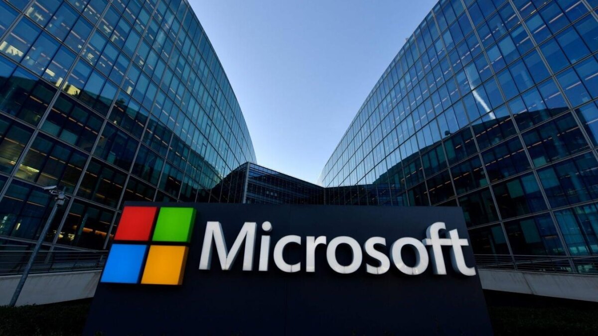 istochniki microsoft ne hochet uhodit iz rossii 1648734138240736779
