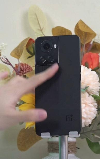 Смартфон OnePlus Ace "рассекретили" перед запуском 6 1