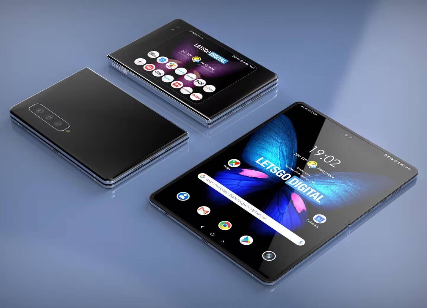 Два складных смартфона Samsung Galaxy Z Fold 4 и Z Flip 4 на поверхности