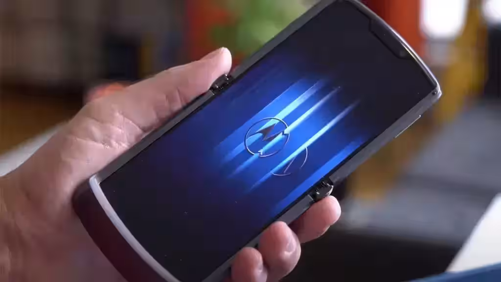 Motorola Razr 3: утечка дизайна 2 Motorola