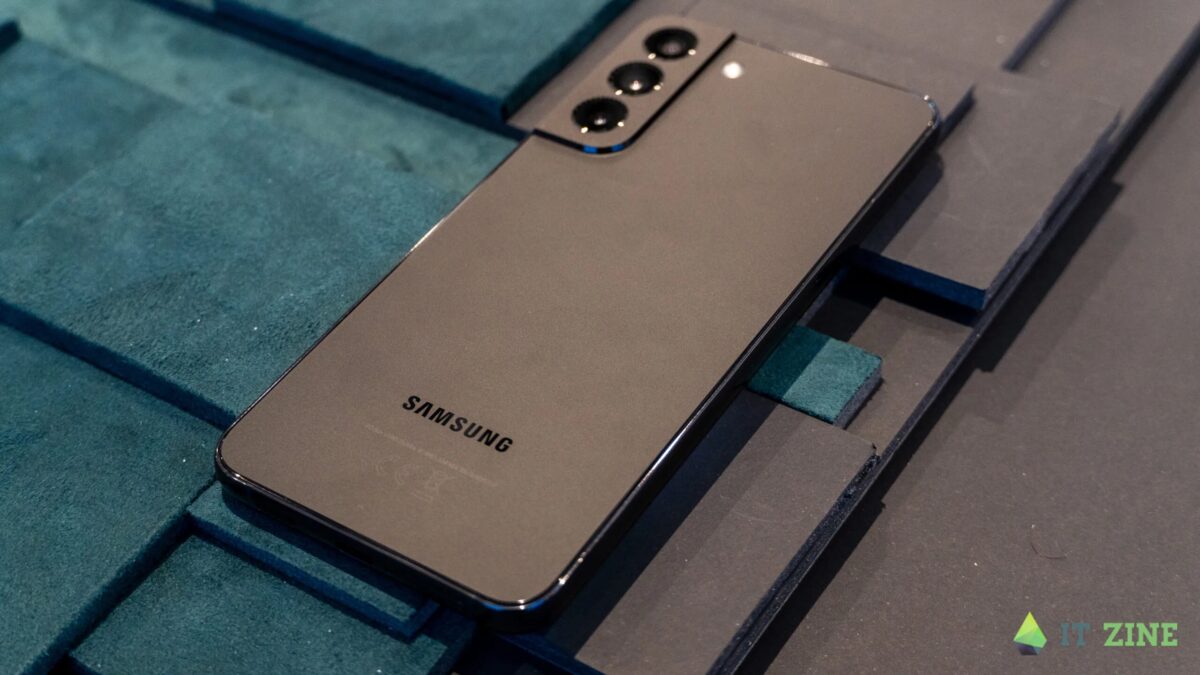 Samsung Galaxy S22 itzine.ru 05 scaled.jpg