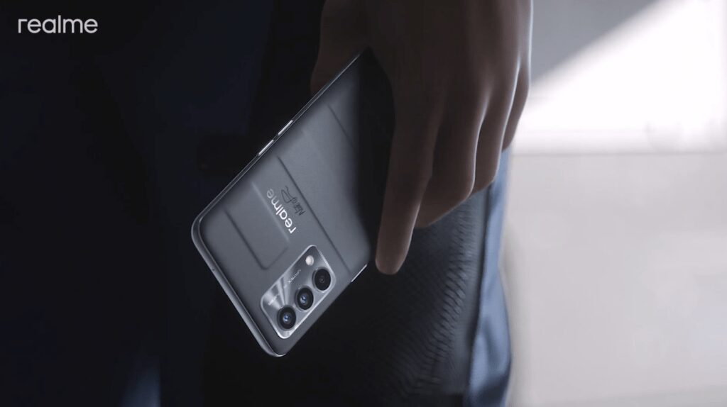 Realme намекает, что GT2 Explorer Master выйдет в июле 3 Realme