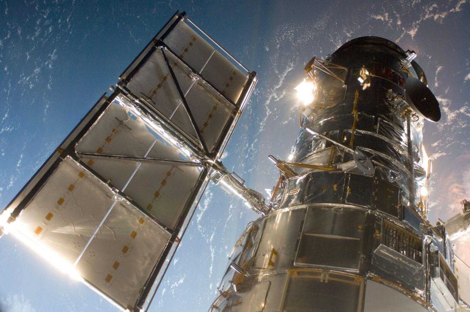 Hubble заснял эпическое слияние галактик 5 Hubble
