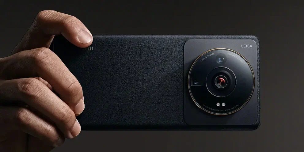 Xiaomi 12S Ultra: датчик основной камеры измеряется на видео 2 Xiaomi