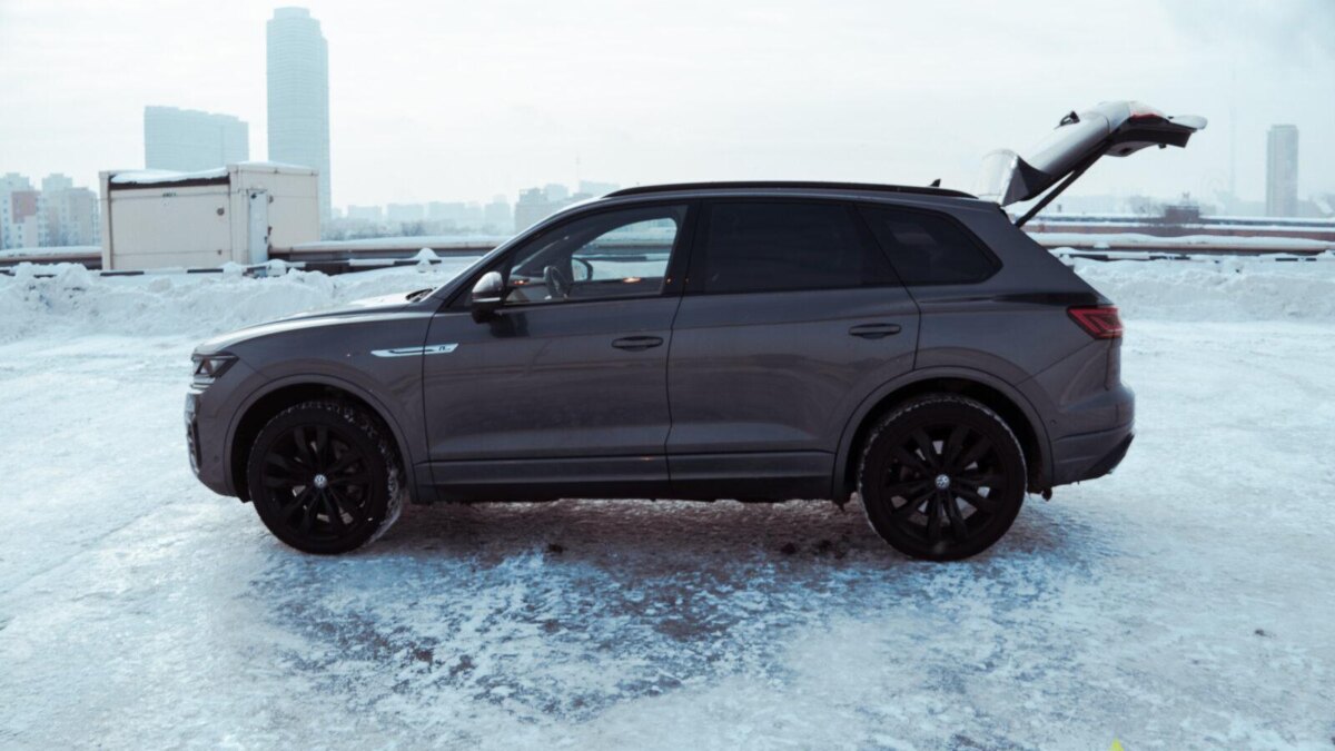 Обзор Volkswagen Touareg: большой автомобиль мечты 105 Volkswagen Touareg itzine.ru 37