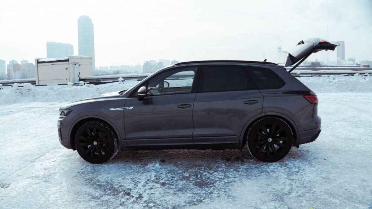 Обзор Volkswagen Touareg: большой автомобиль мечты 107 Volkswagen Touareg itzine.ru 39