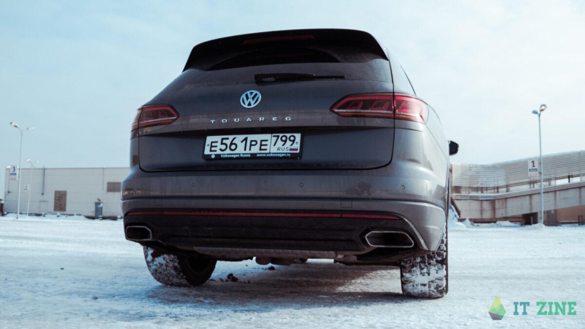 Обзор Volkswagen Touareg: большой автомобиль мечты 127 Volkswagen Touareg itzine.ru 51