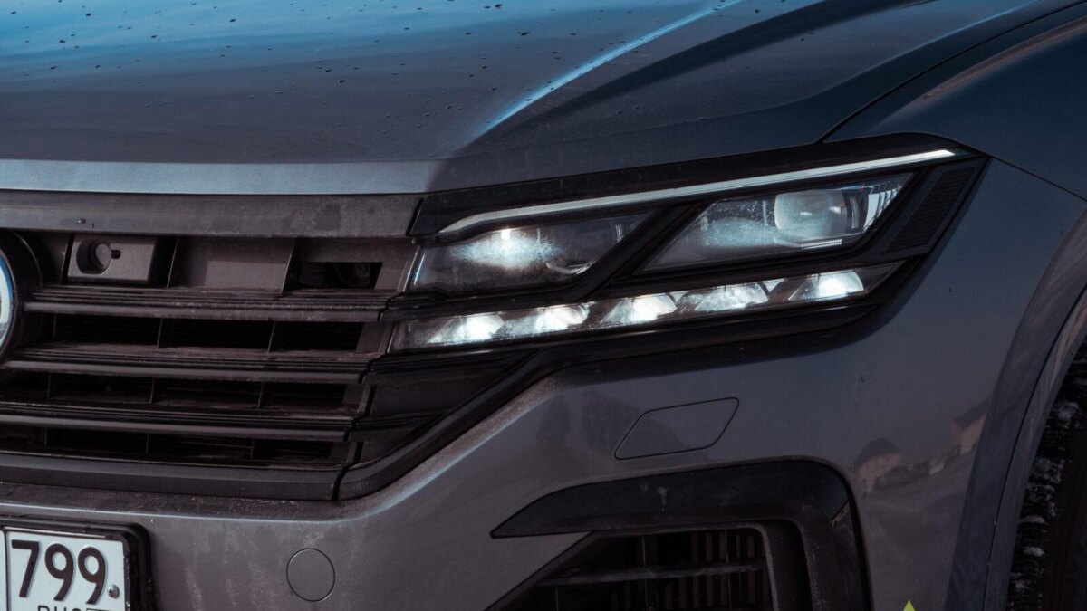 Обзор Volkswagen Touareg: большой автомобиль мечты 112 Volkswagen Touareg itzine.ru 54 1