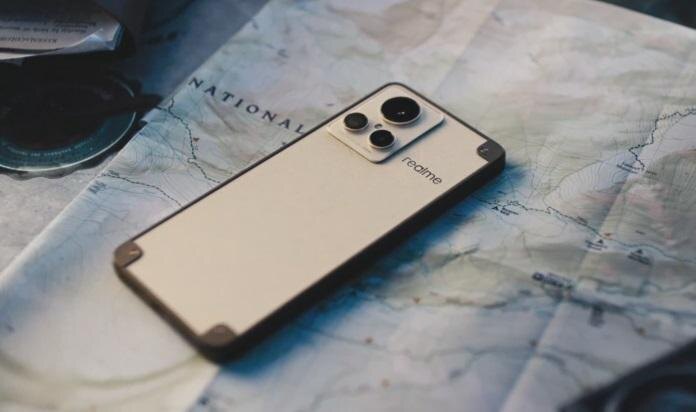 realme gt2 master explorer iceland edition 2 696x412 1