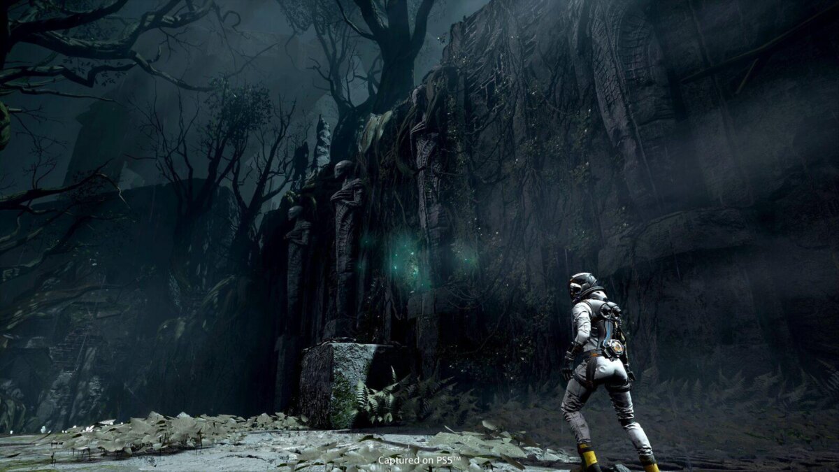 returnal screen 05 ps5 15jun20 en