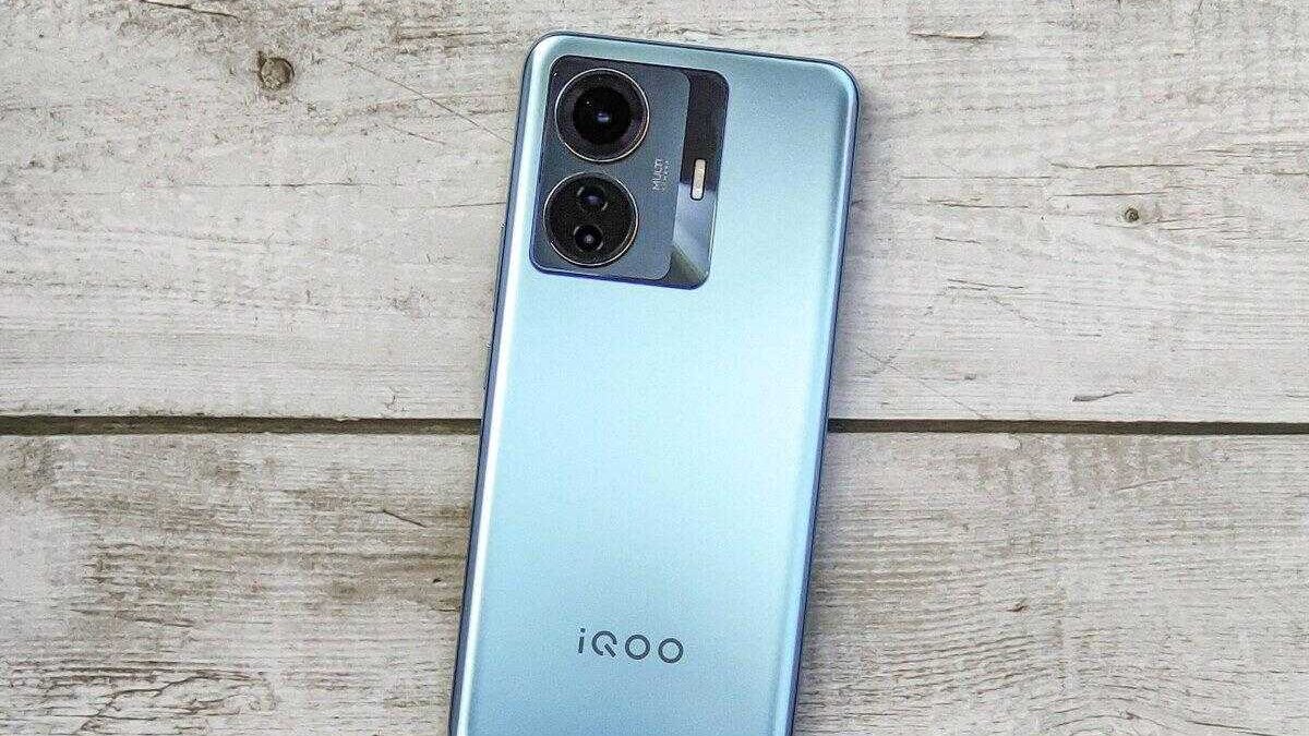 iQOO может выпустить Z6 5G с зарядкой 80 Вт совсем скоро 3 iQOO