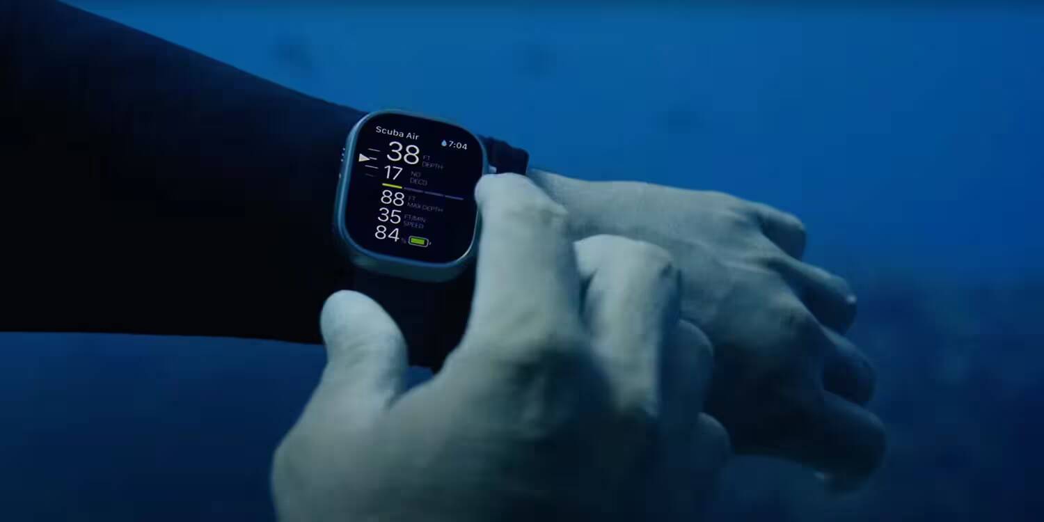 Умные часы Apple Watch Ultra с дисплеем и интерфейсом