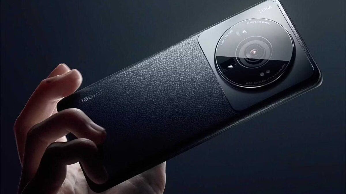 Xiaomi 13 Pro с крупной камерой и модулем как у Xiaomi 12S Ultra на рендере