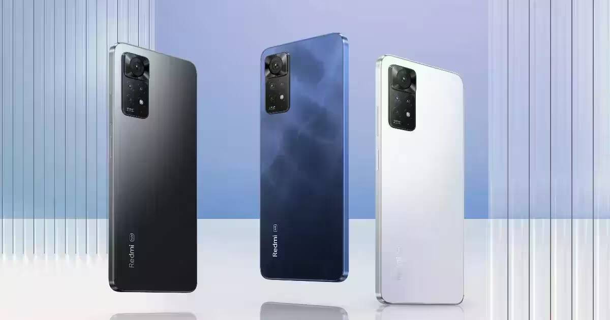 Три смартфона Redmi Note 12 с тремя цветами вид сбоку и сзади