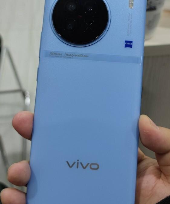 vivo X90