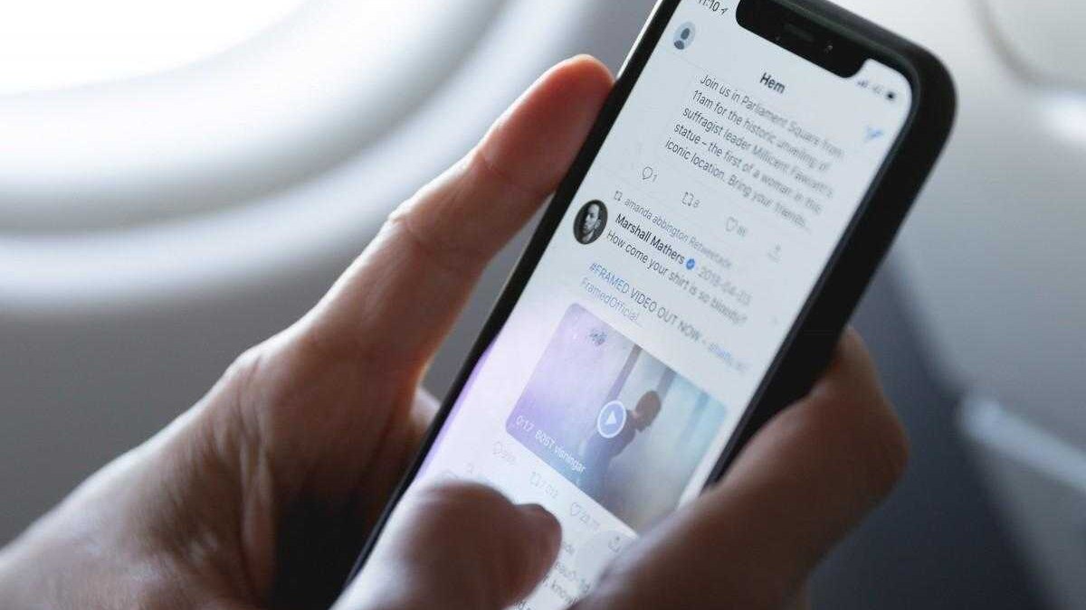 Илон Маск уволит половину сотрудников Twitter в целях сокращения расходов 3 Илон Маск