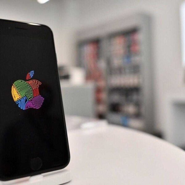 iPhone SE 4