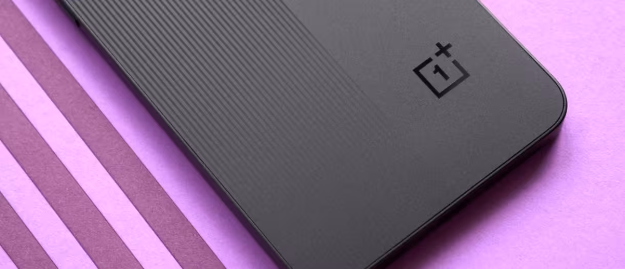 Фото экрана OnePlus 11R подтвердили общий дизайн 6 Фото экрана OnePlus 11R подтвердили общий дизайн